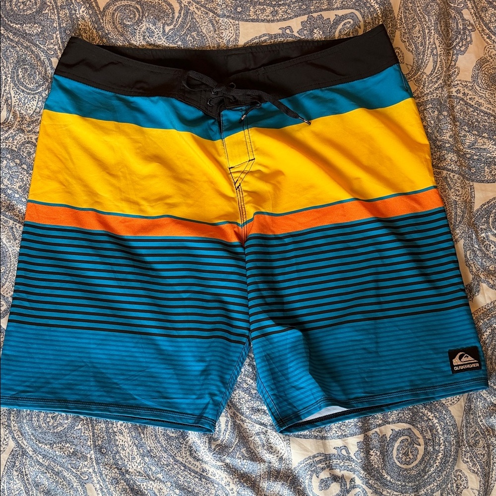 Quiksilver Men's Vibrant Striped Board Shorts